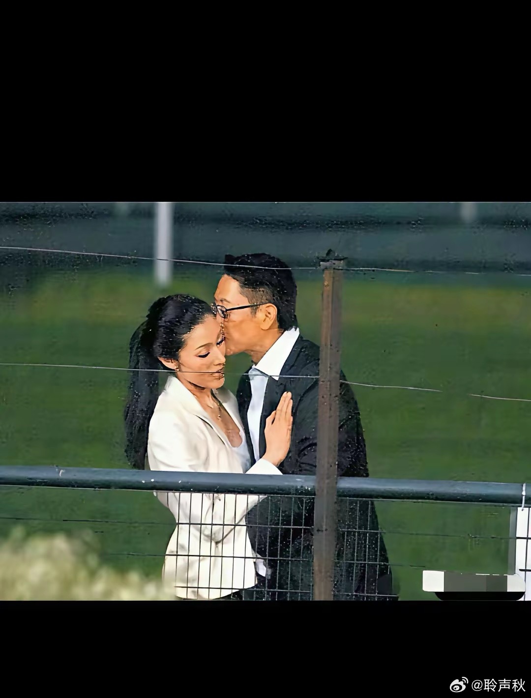 热恋时期的许晋亨和李嘉欣，很是甜蜜 ​​​