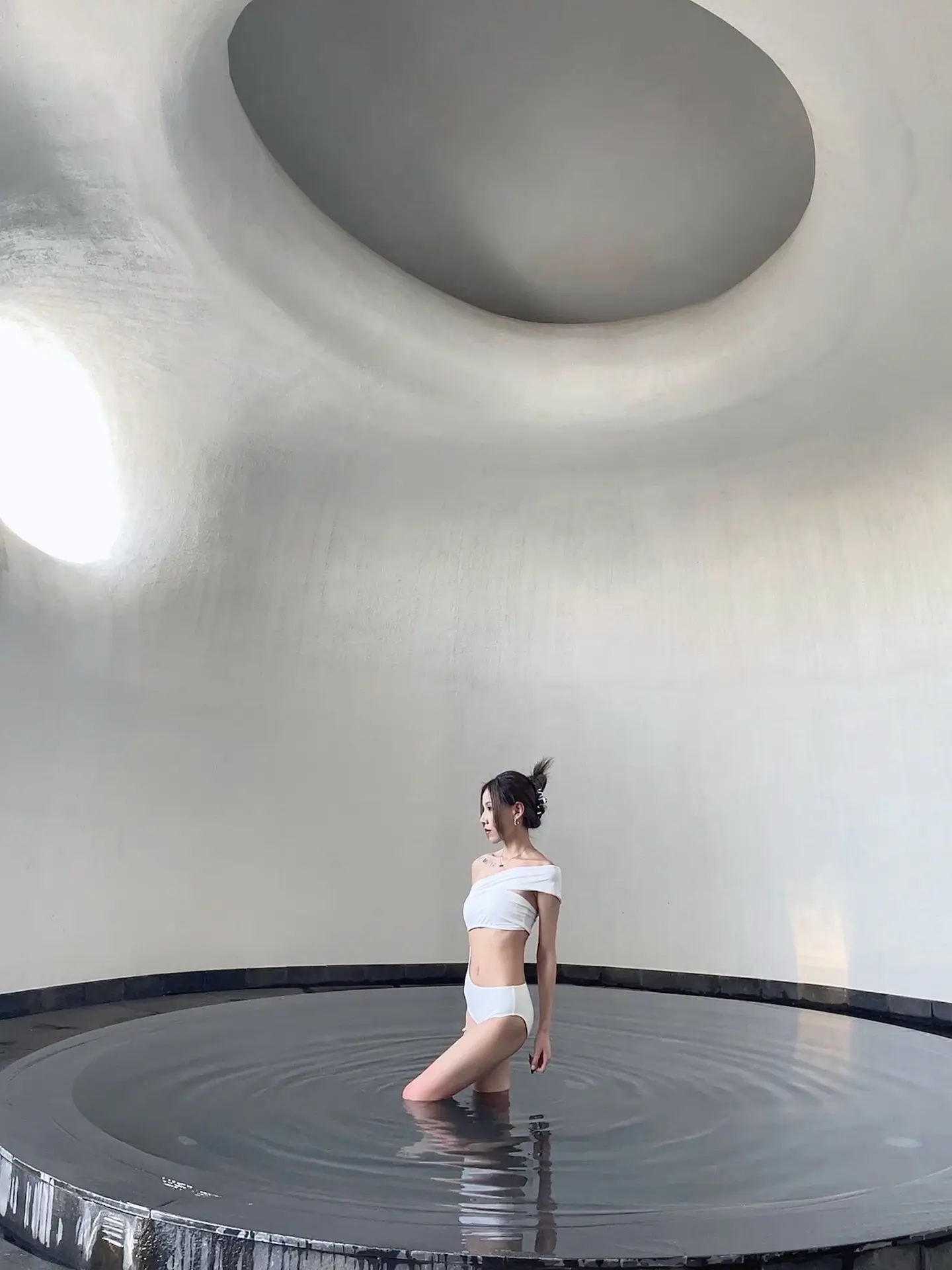 回头看相册好像这一年都很快乐 后来发现只是太多不开心的事自己不想记录罢了

