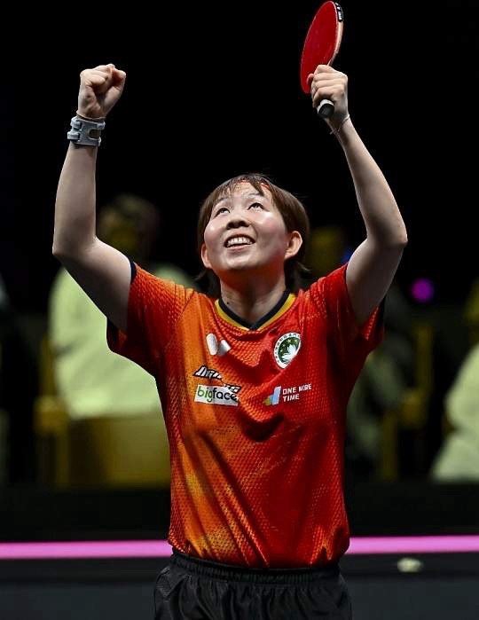 朱雨玲 11-6、5-11、10-12、11-4、12-10大藤沙月1月18日，