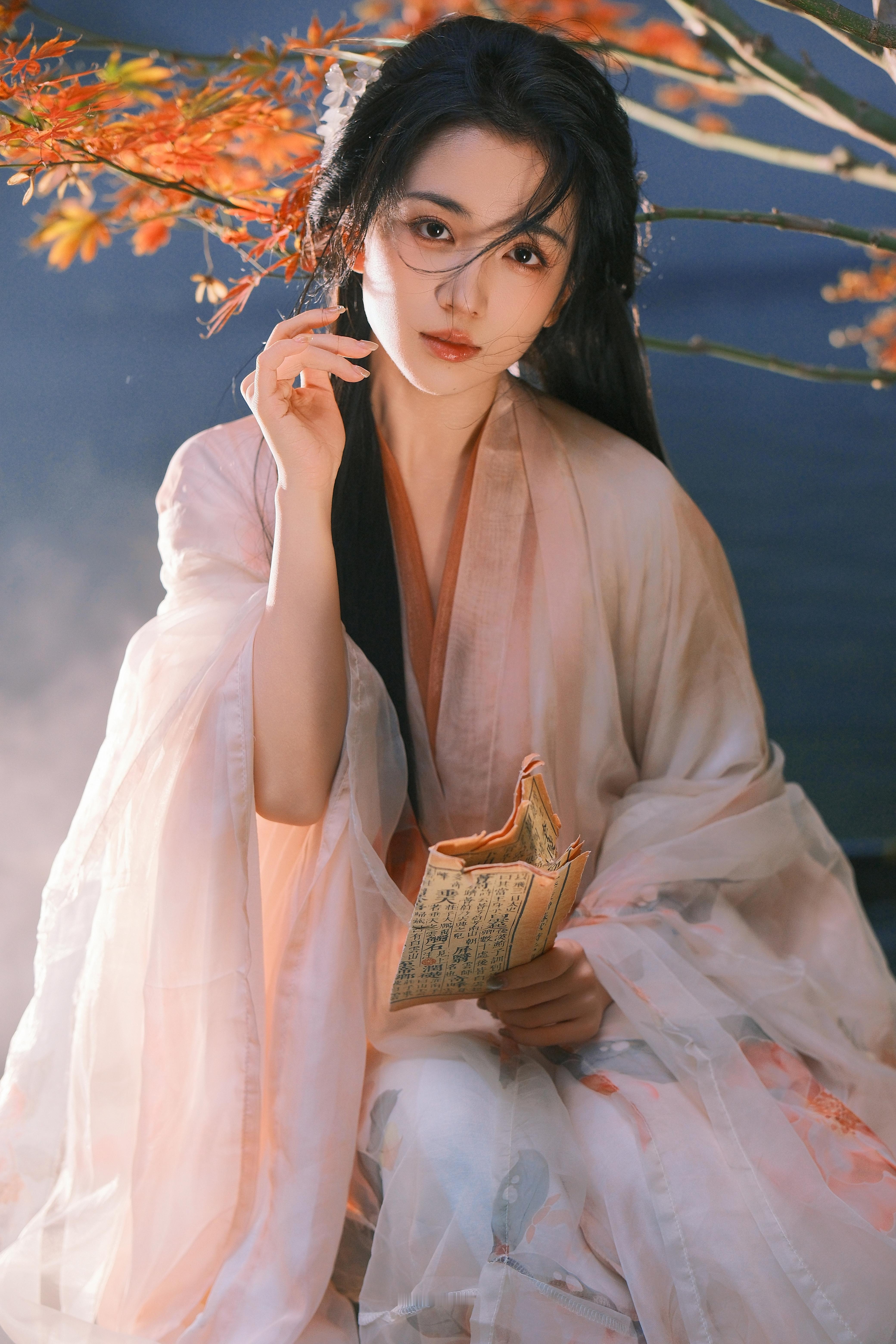 水是眼波🦋 代露娃死嘴快憋住啊  （哈哈哈哈哈超多人围观的一组！刷到视频才想起