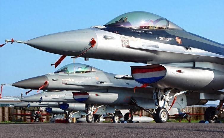 谁都没想到，曾经被美国坑走6.85亿美元的巴基斯坦，三十年后竟然开始向全球卖战机