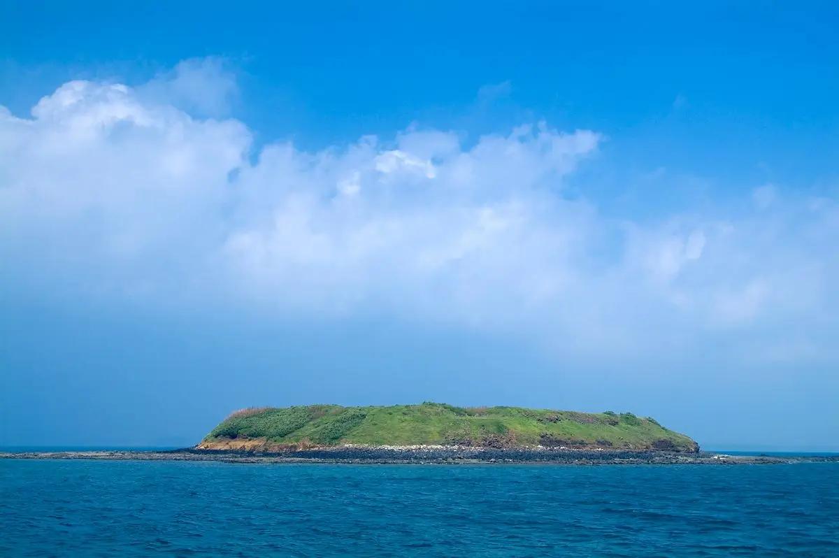 台海真若爆发冲突，美国可以隔海撤退，台湾也许会成为战场废墟，但中国大陆没有退路！