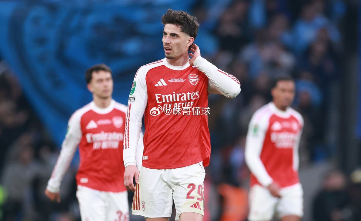 虽丢掉联赛杯冠军，但阿森纳本赛季整体发挥依旧出色，50场比赛仅4负。凌晨结束的联