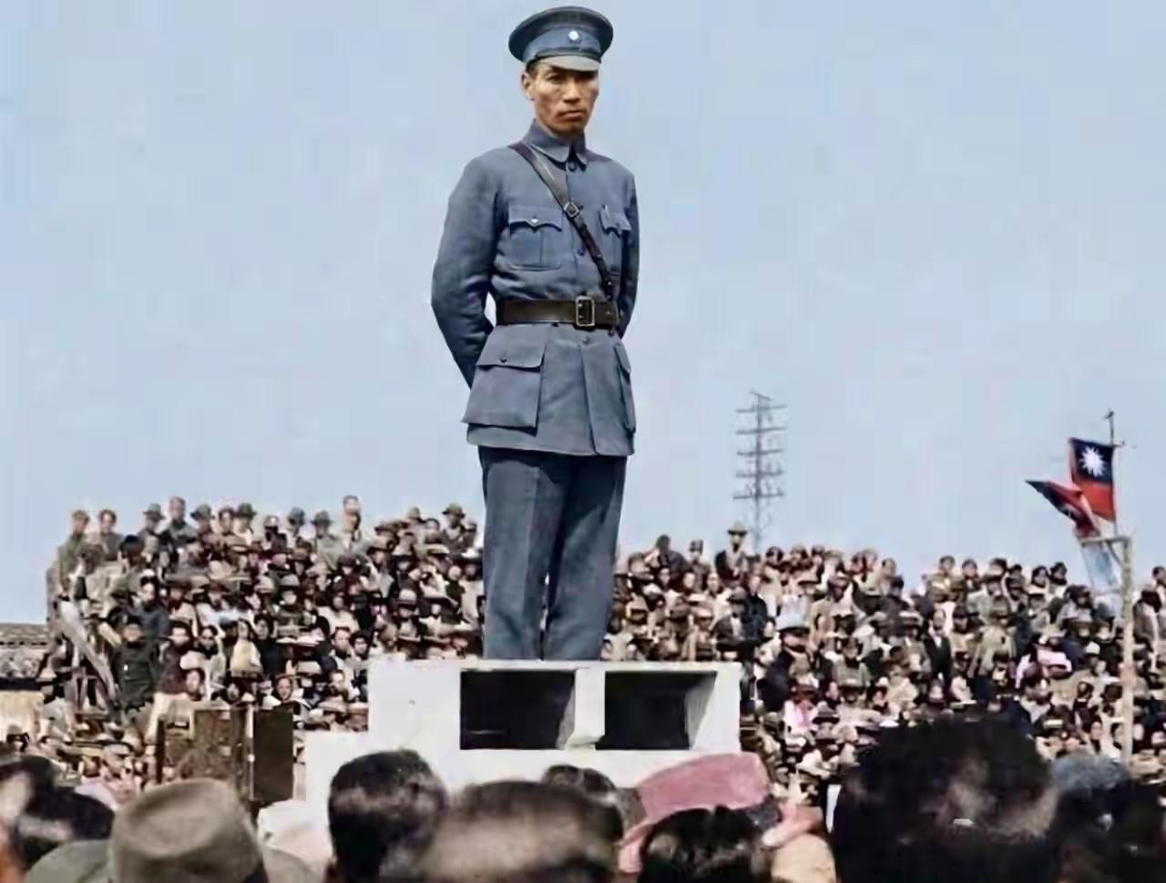 他是谁？估计99%的军迷都能认出他来