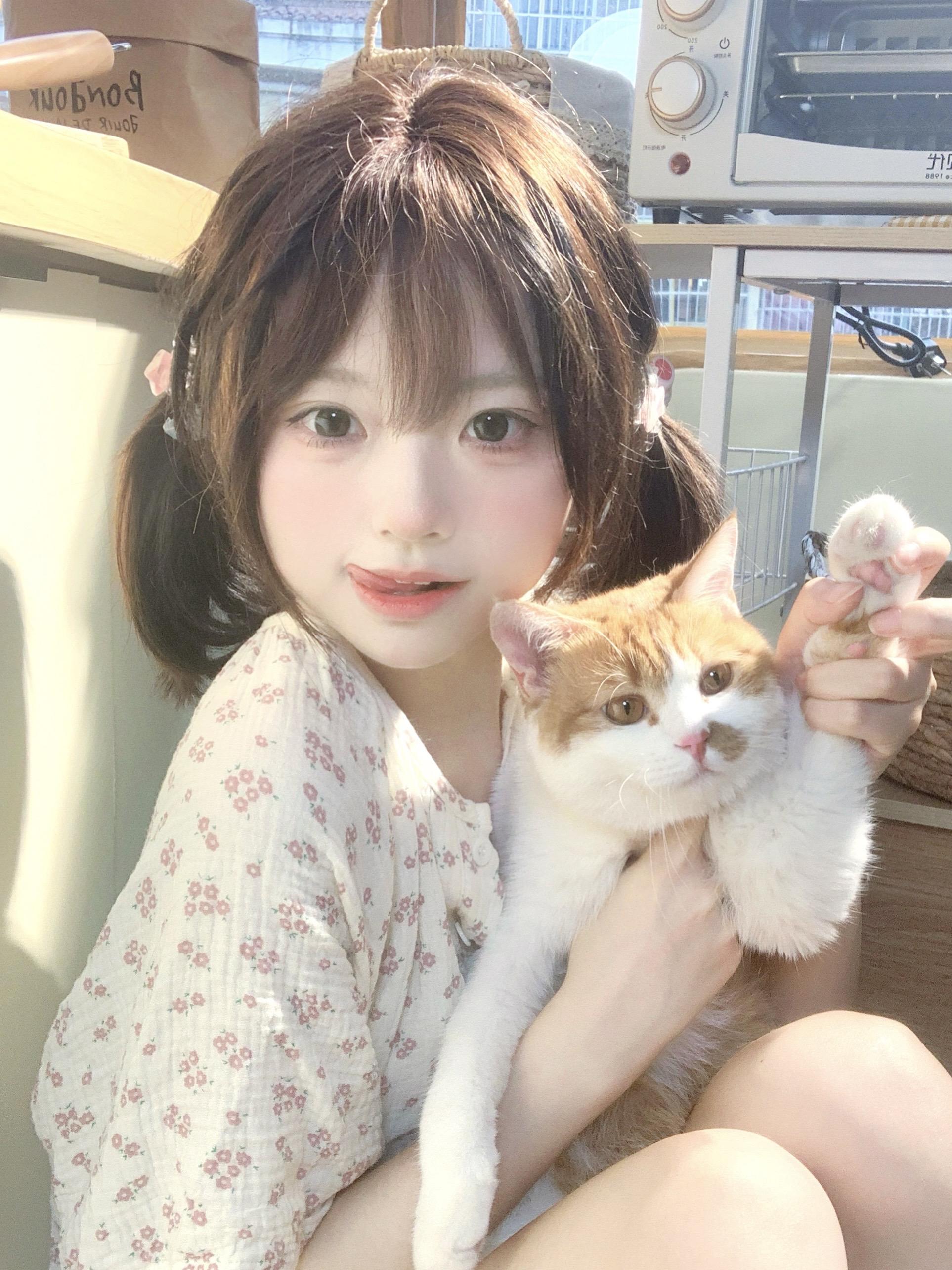 猫儿这个萌🐈。