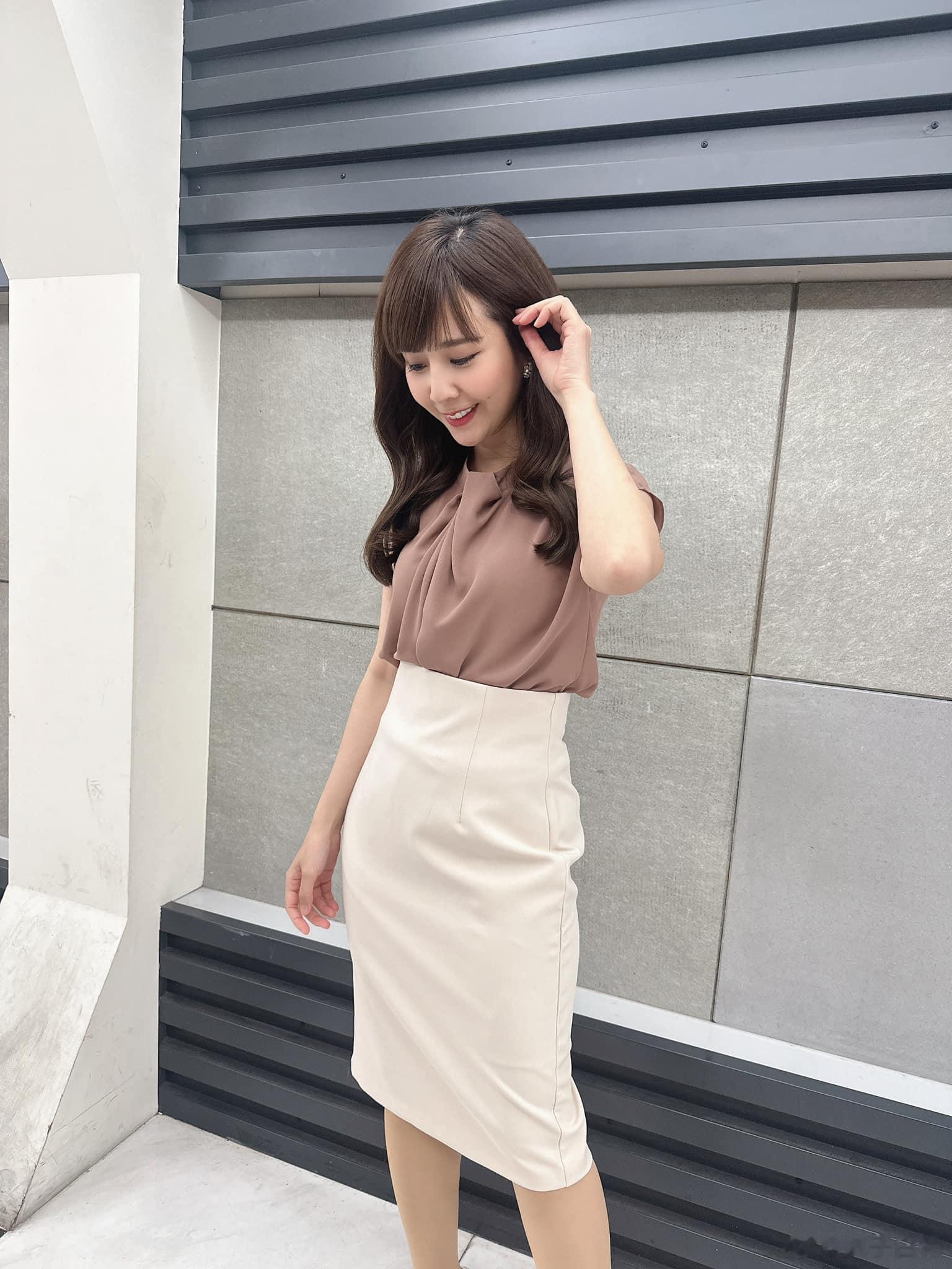 《东森新闻台》主播——张佳如 ​​​