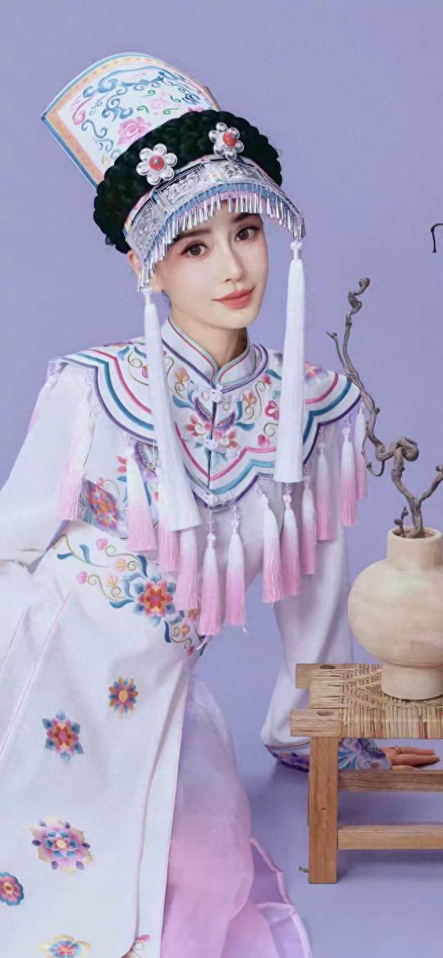 杨颖
