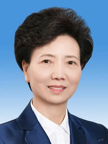 巾帼不让须眉，谌贻琴任全国妇联主席！

去年12月，全国目前唯一女省委书记卸任。