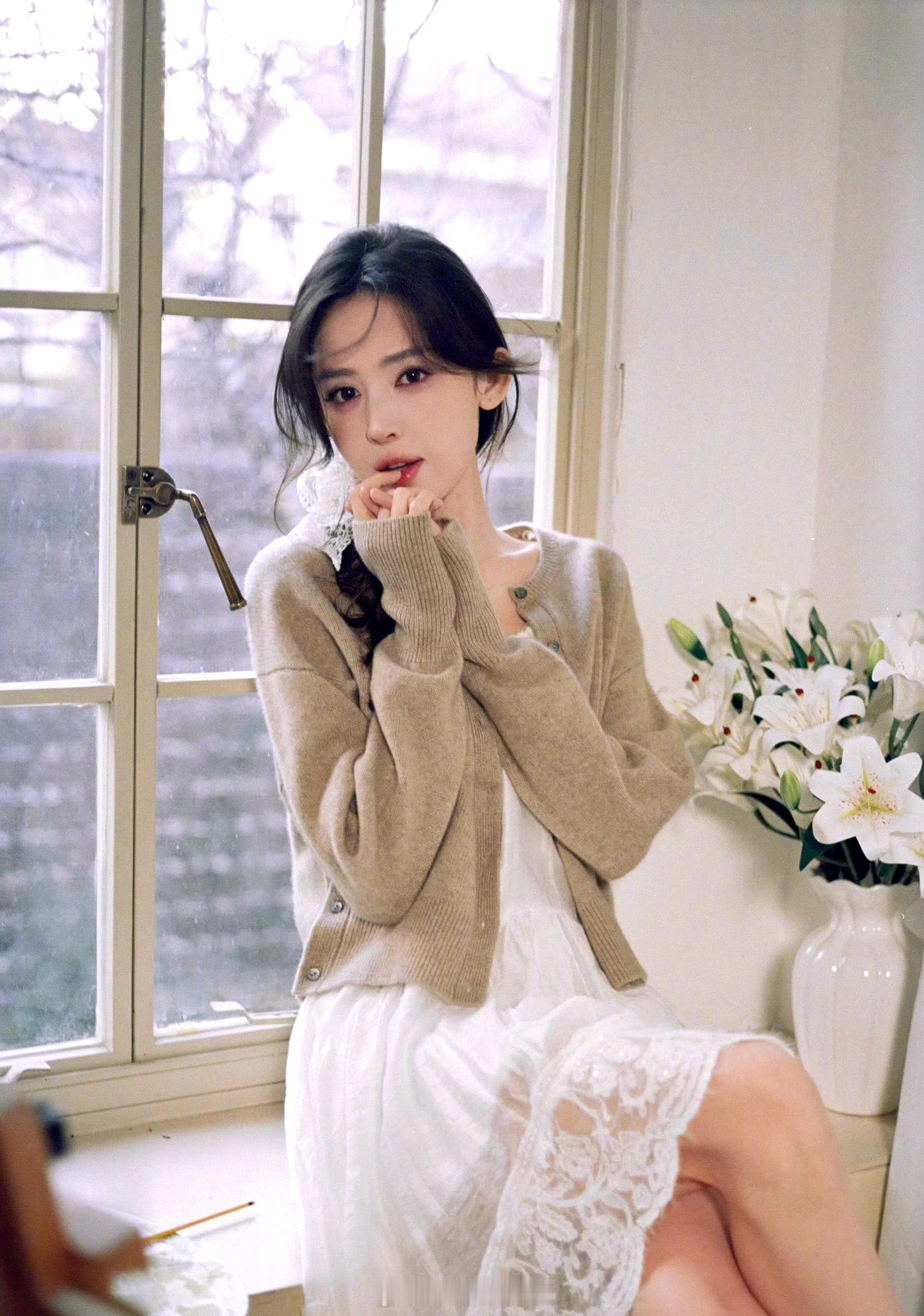 早上好呀！今日分享女神娜扎古力娜扎