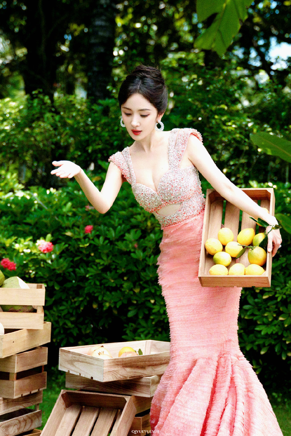 杨幂   欲，发射发射＞＞＞💕💕💕 