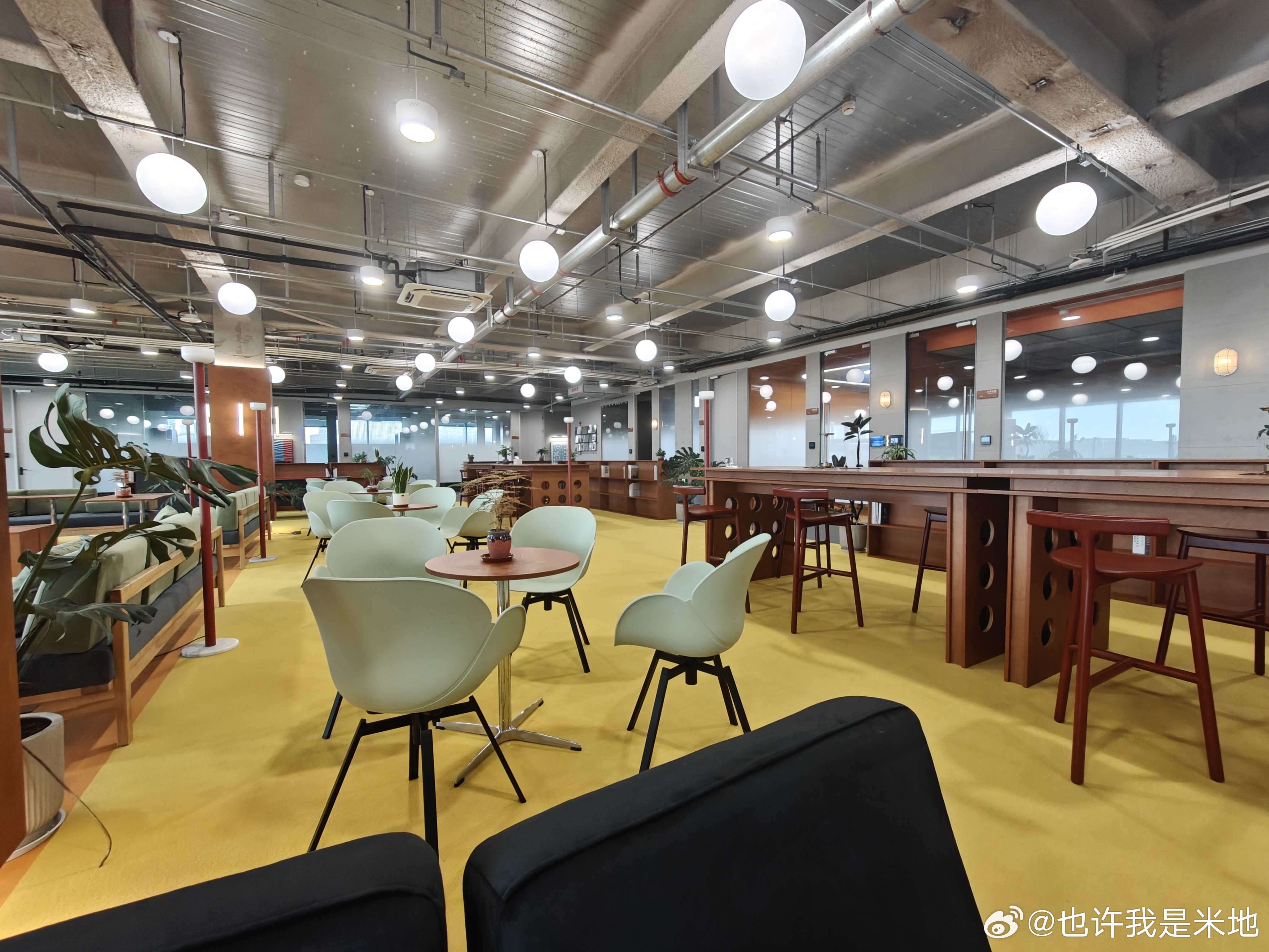 为啥同样看抖音的同一个视频苹果和鸿蒙就比oppo感觉清晰一截啊 
