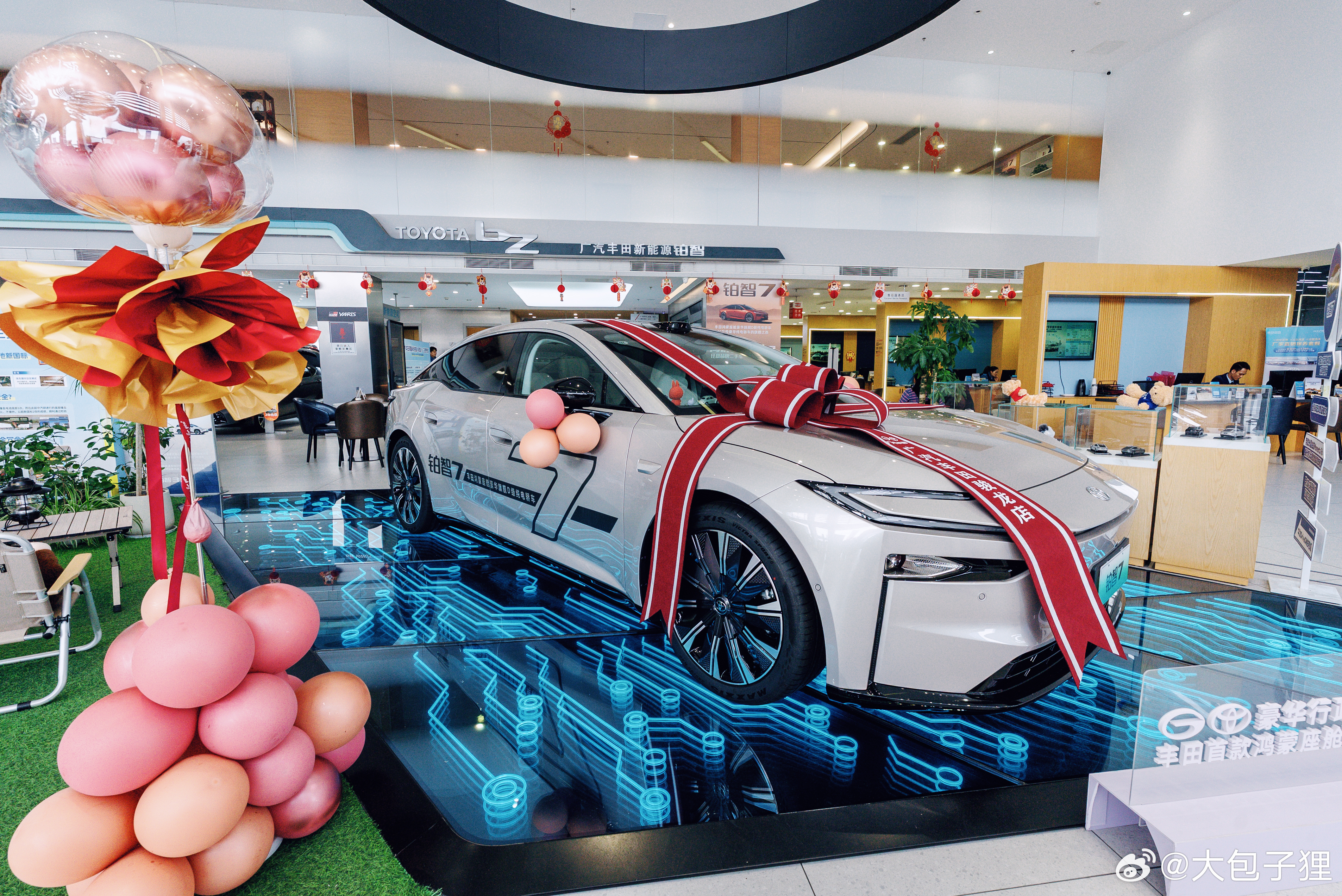 以前就说合资品牌今年是会迅猛发力的一年，正月里铂智7实车已经到店了。简单看看实车