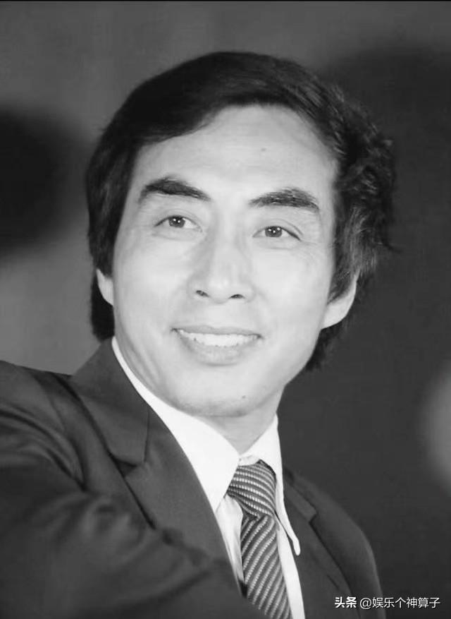 一天传来两个噩耗！
9月13日，一大早，就看到主持人敬一丹去世的消息，作为路人，