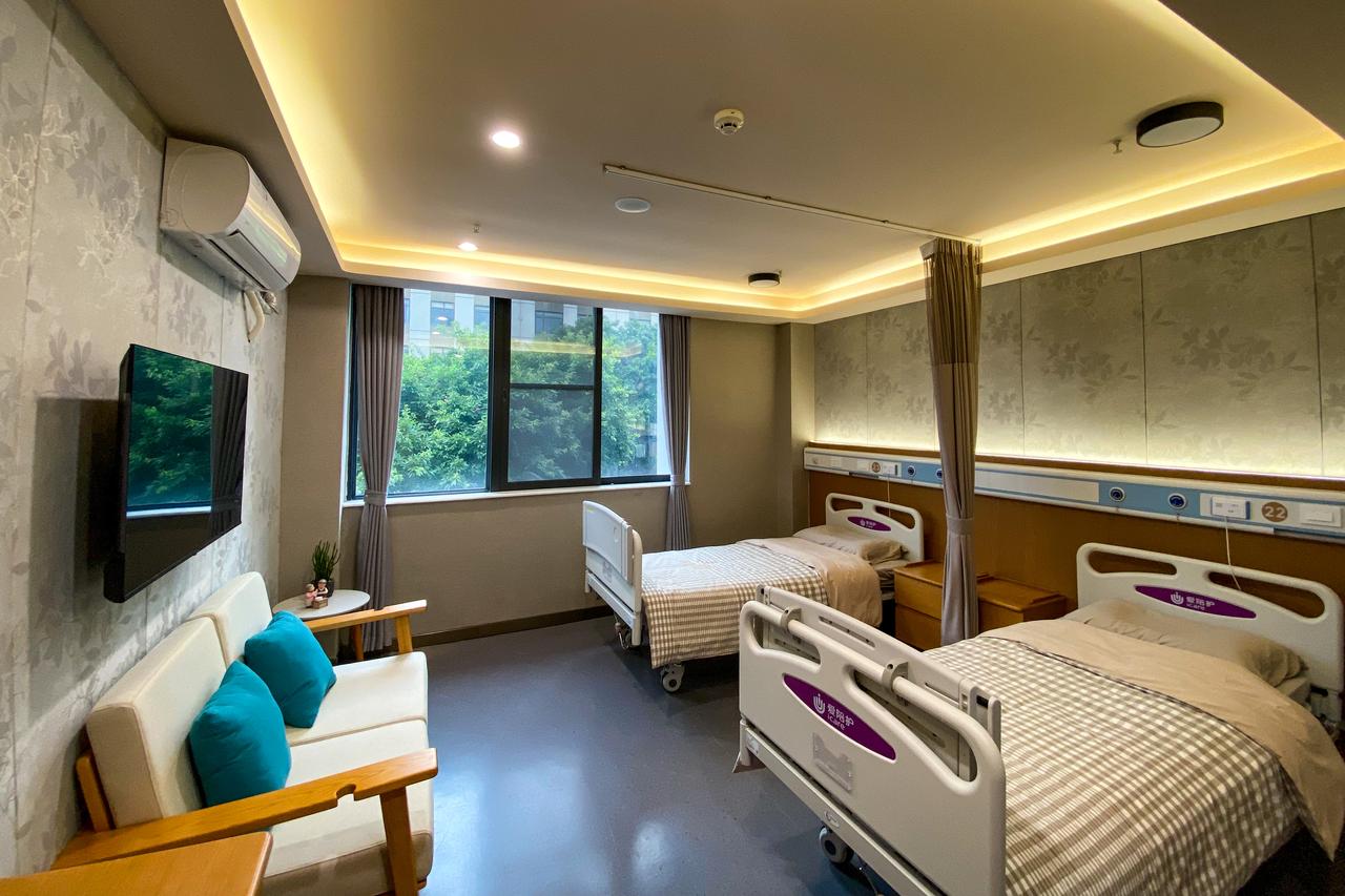 生死有命，你相信吗？

       我从医40多年，看到太多的生与死。在临床上