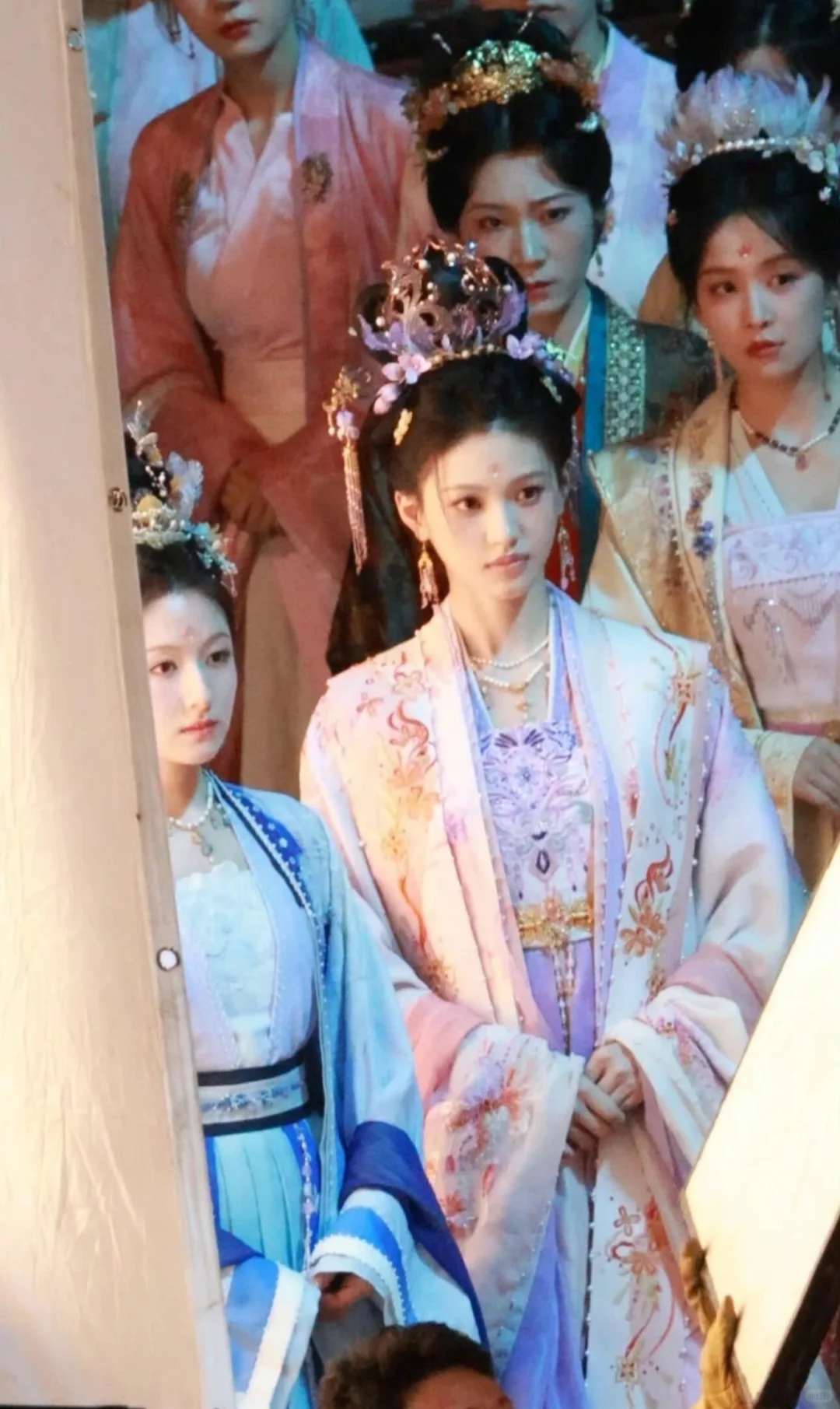 朝雪录有好多美女！