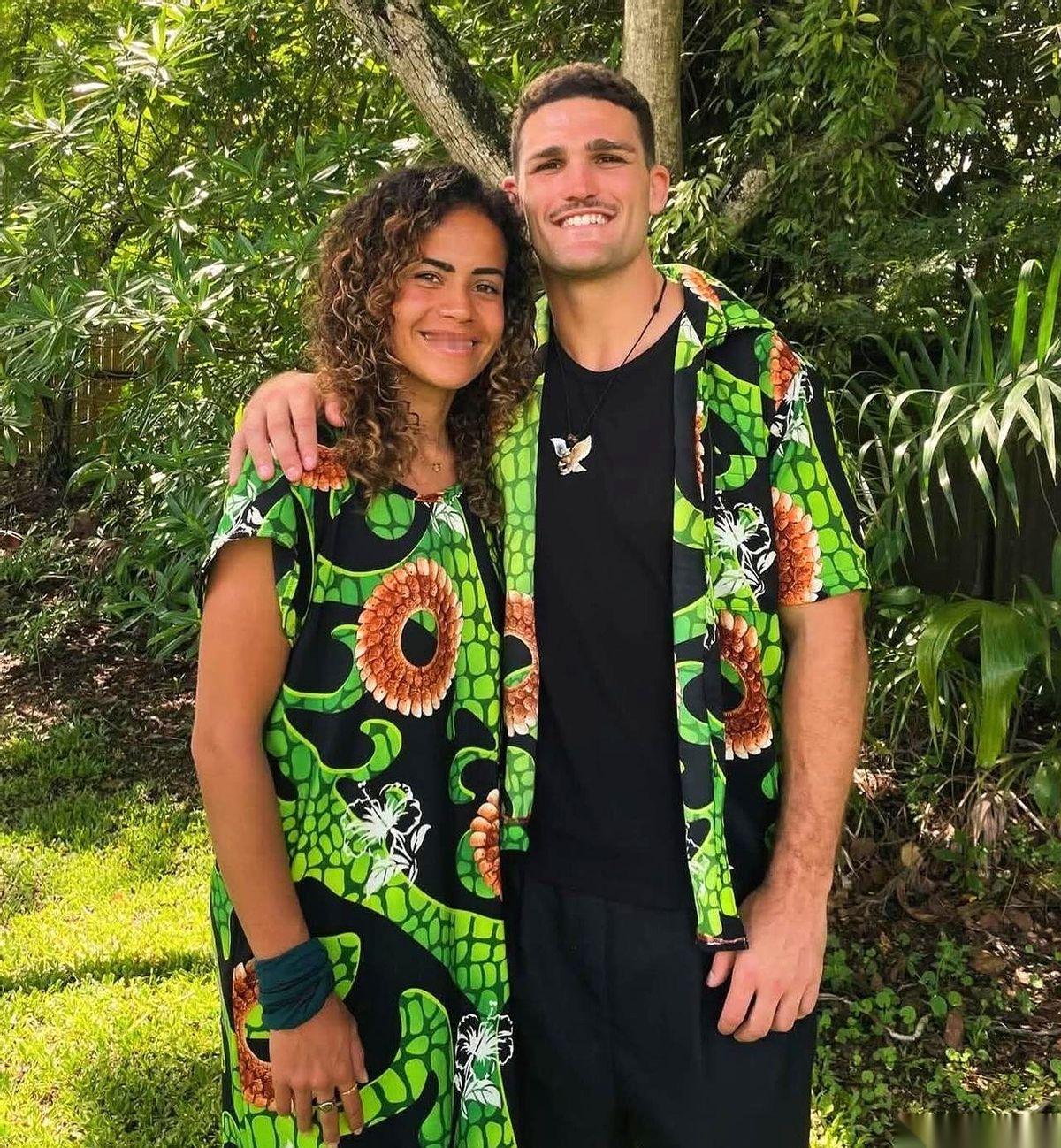 那片土地上，很多孩子的爸爸，都是澳大利亚人。
妈妈呢？就是当地的姑娘。
生下来的