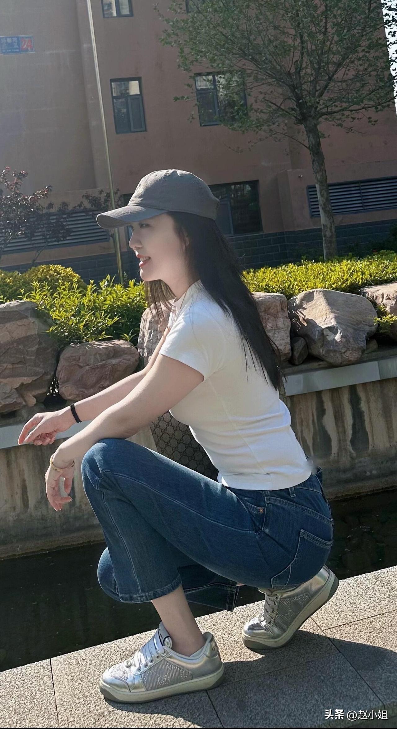 自立，自省，自醒，自生。