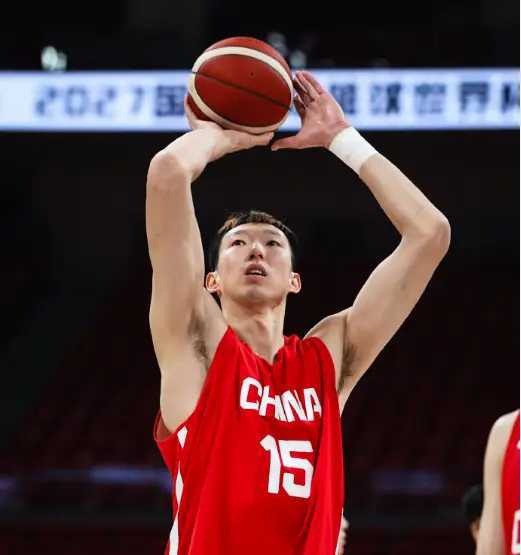 中国男篮vs韩国前瞻：周琦领衔内线优势 后场重担待解中国男篮 11月28日19: