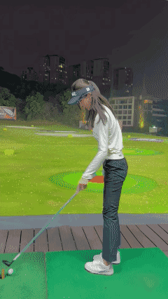 听说杆子
就要好几个W，
不知道是不是真的？