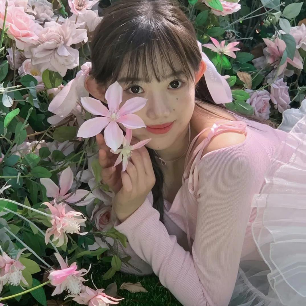 和情人分手6个月不到的男人，
你不得不承认，你到现在都还没有放下她。
不管你是被