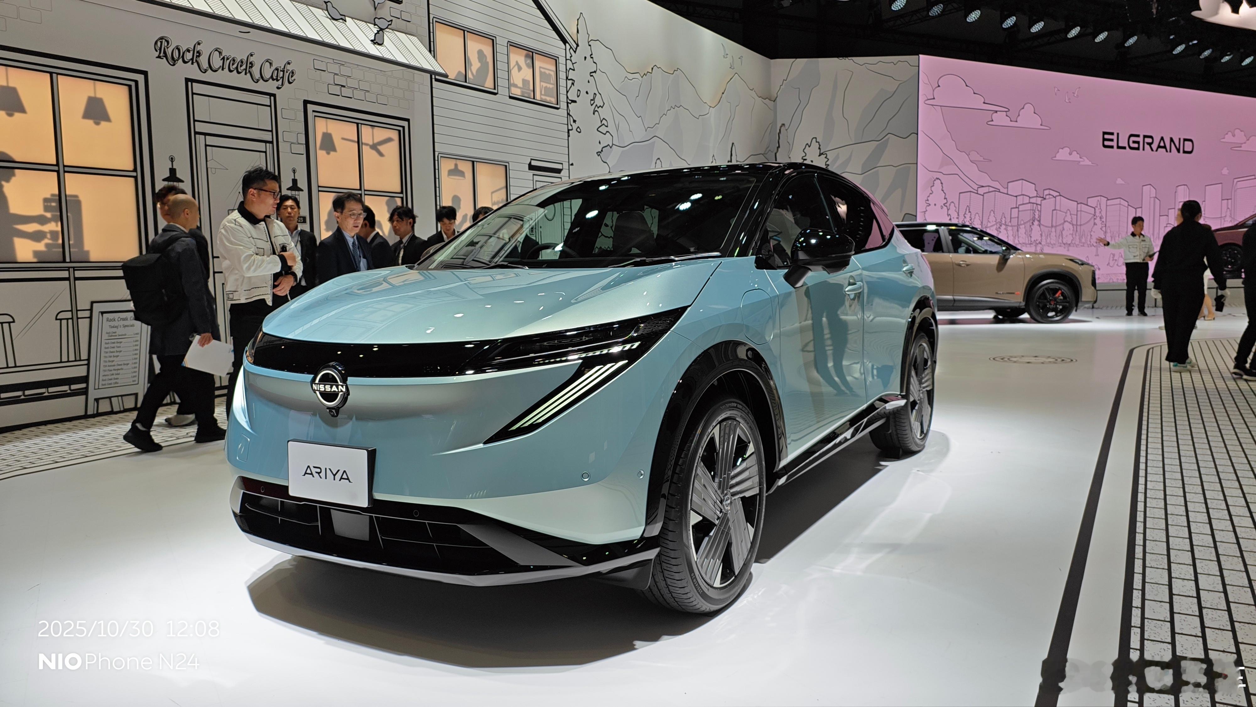 日本移动出行展 当年东风日产[超话]艾睿雅也是我购车名单上的车型，开去跑山非常跟