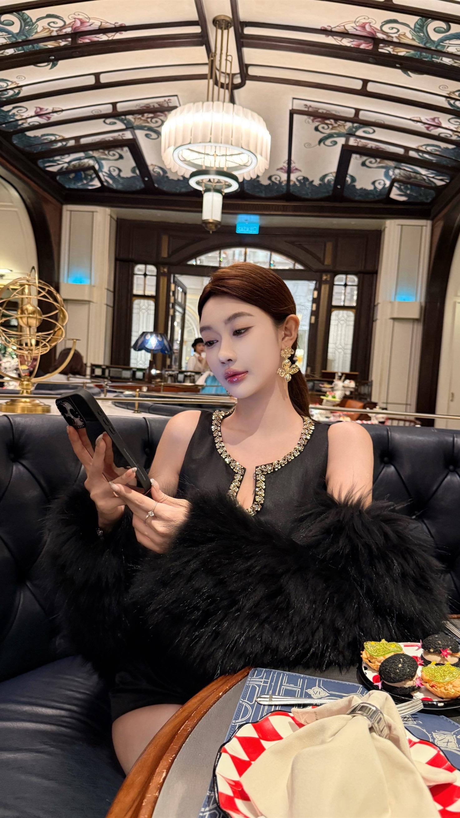 用老派的方式约我，不要Message留言，禁止临时问我等下是否有空，你...