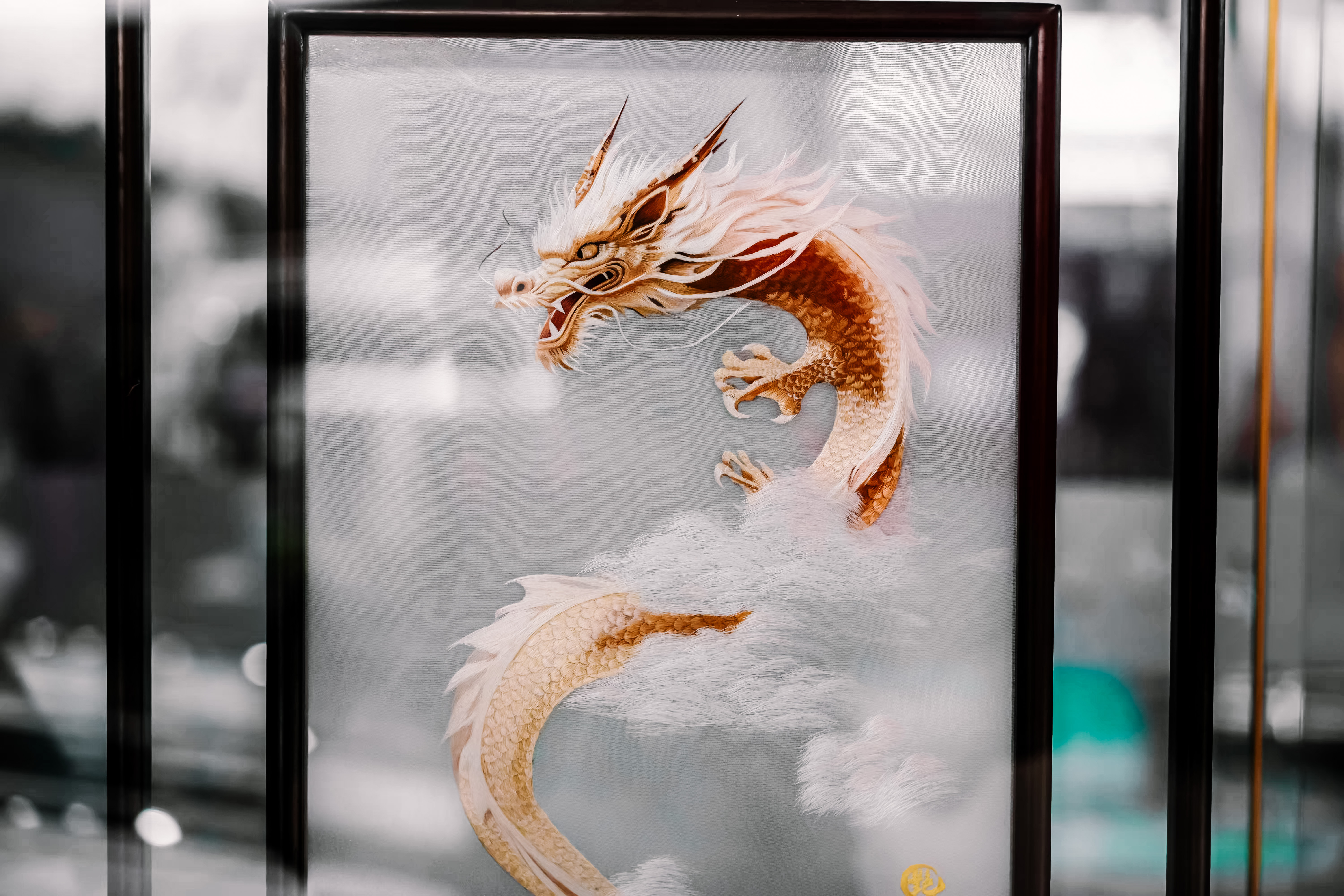 红旗金葵花携国宝非遗绽放蓉城以前总觉得超豪华是西方品牌的主场，但这次看完红旗金葵