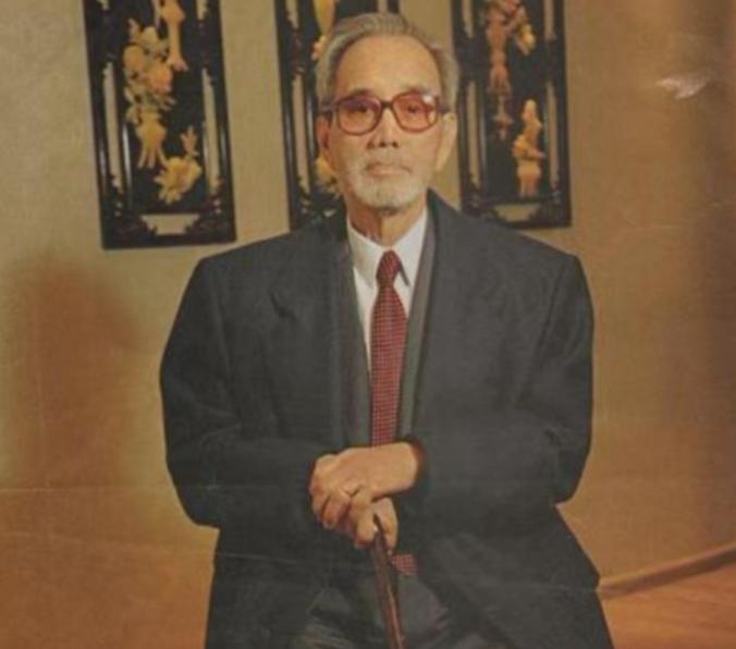 1953年，精通三门外语的志愿军战俘程立人拒绝回国。流亡三十年后，他竟成了阿根廷