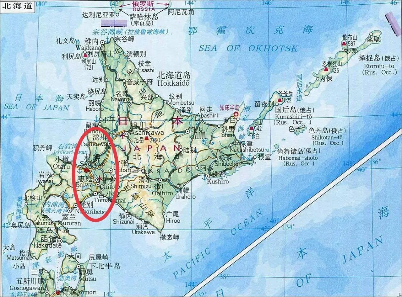 札幌位于日本北海道西部，是一座以雪而著称的旅游城市，面积1121平方公里，人口1