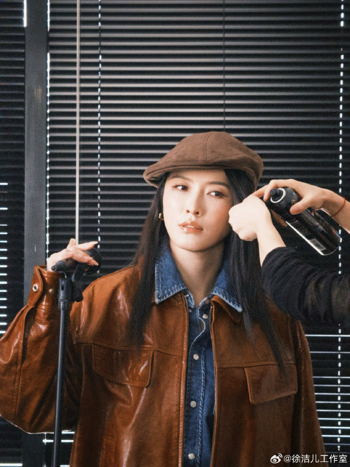 徐洁儿工作室出图 徐洁儿工作室的审美真的太在线了！每次造型都精准拿捏气质，高级又