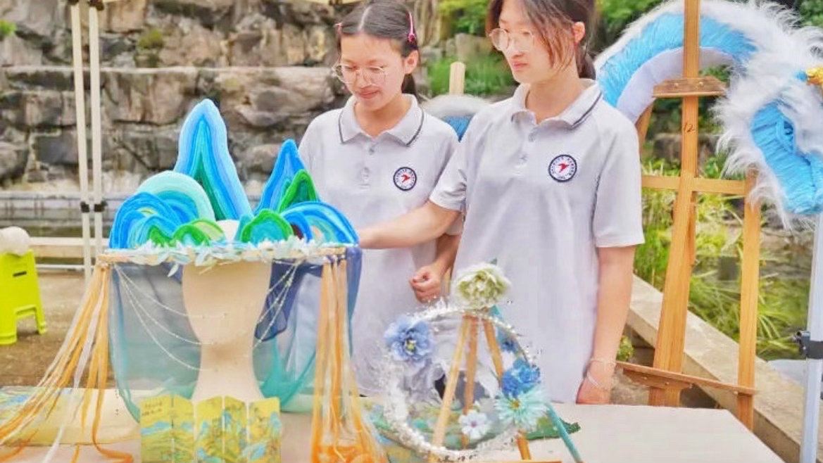当青春匠心遇上台州老街传统与时尚撞出火花椒江第二职业技术学校走进葭沚老街开展技能