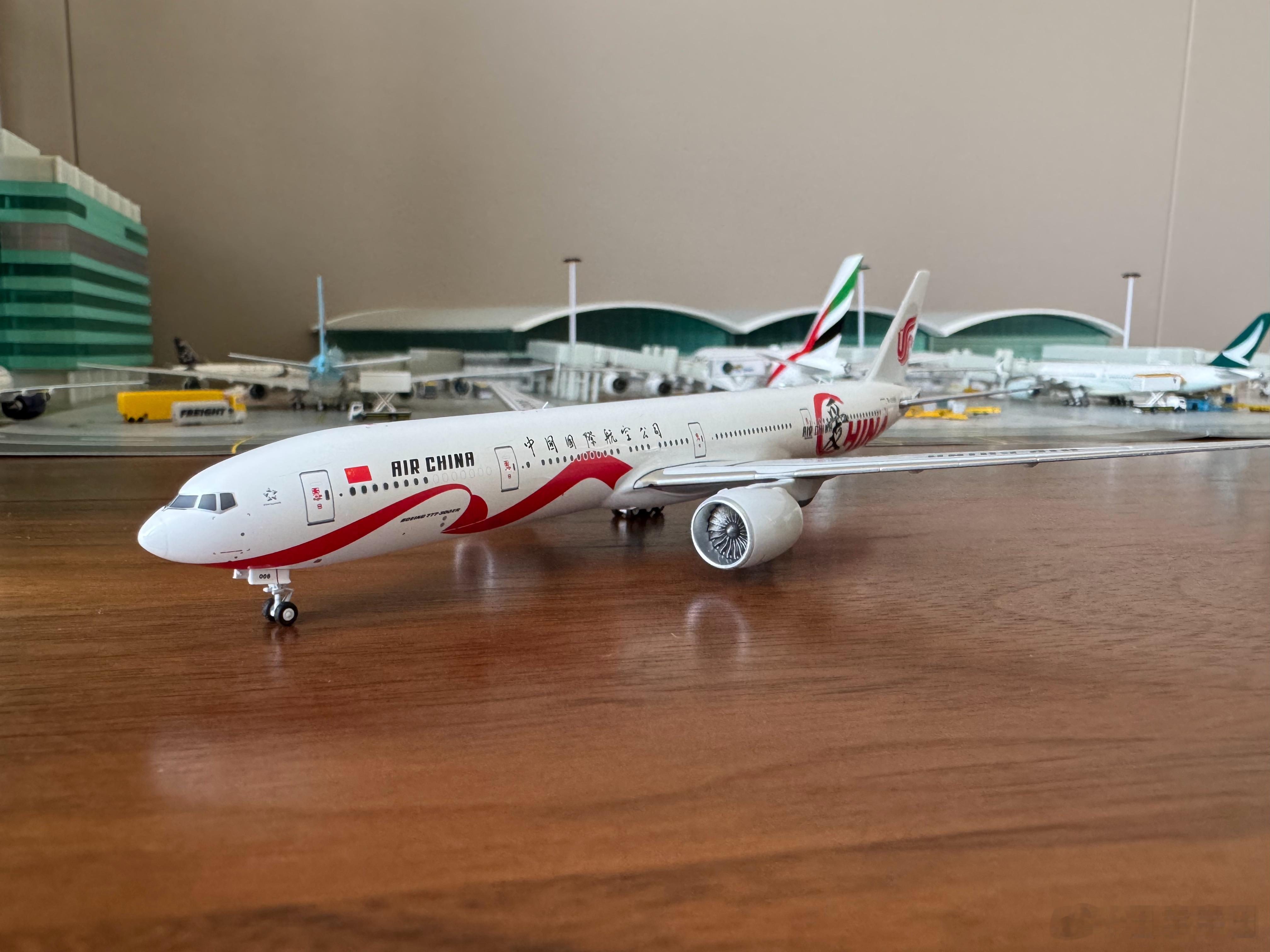 新机到港国航777 爱中国涂装 飞机编号B-2006NG出品，哪哪都满意除了没有