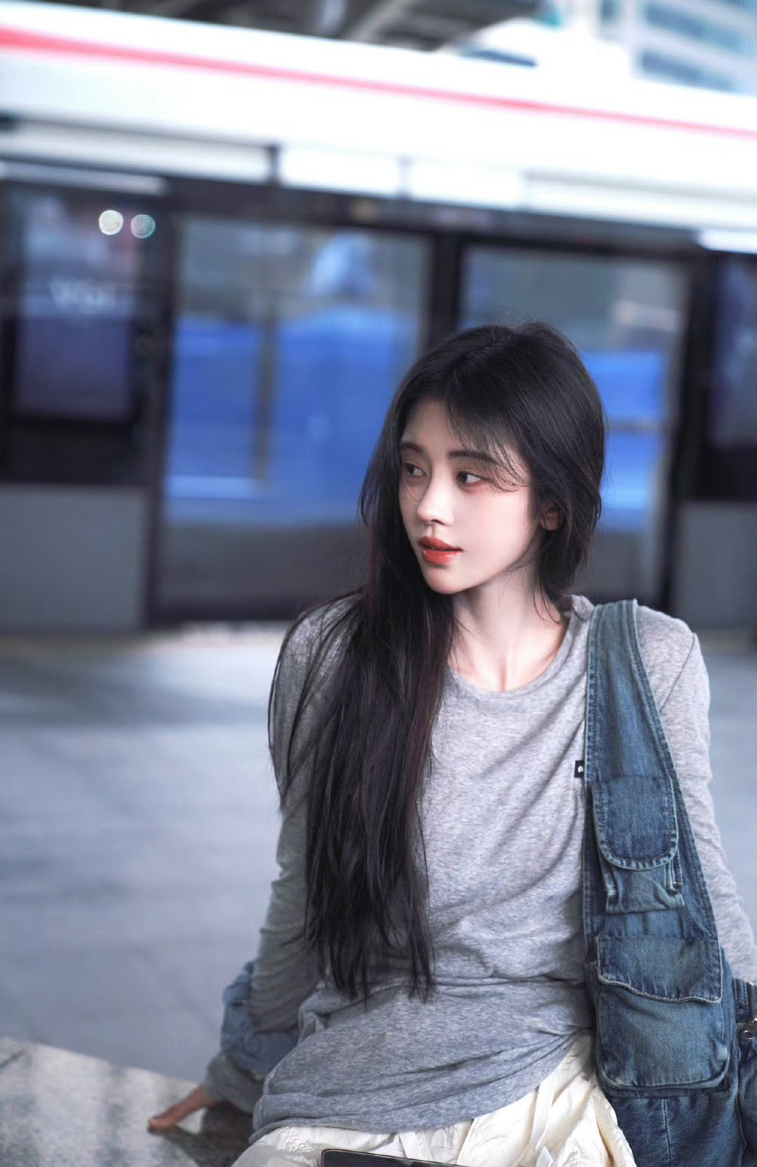 鞠婧祎 jjy鞠婧祎阿黛 “我舍不得每一个，跟我产生羁绊的人。”