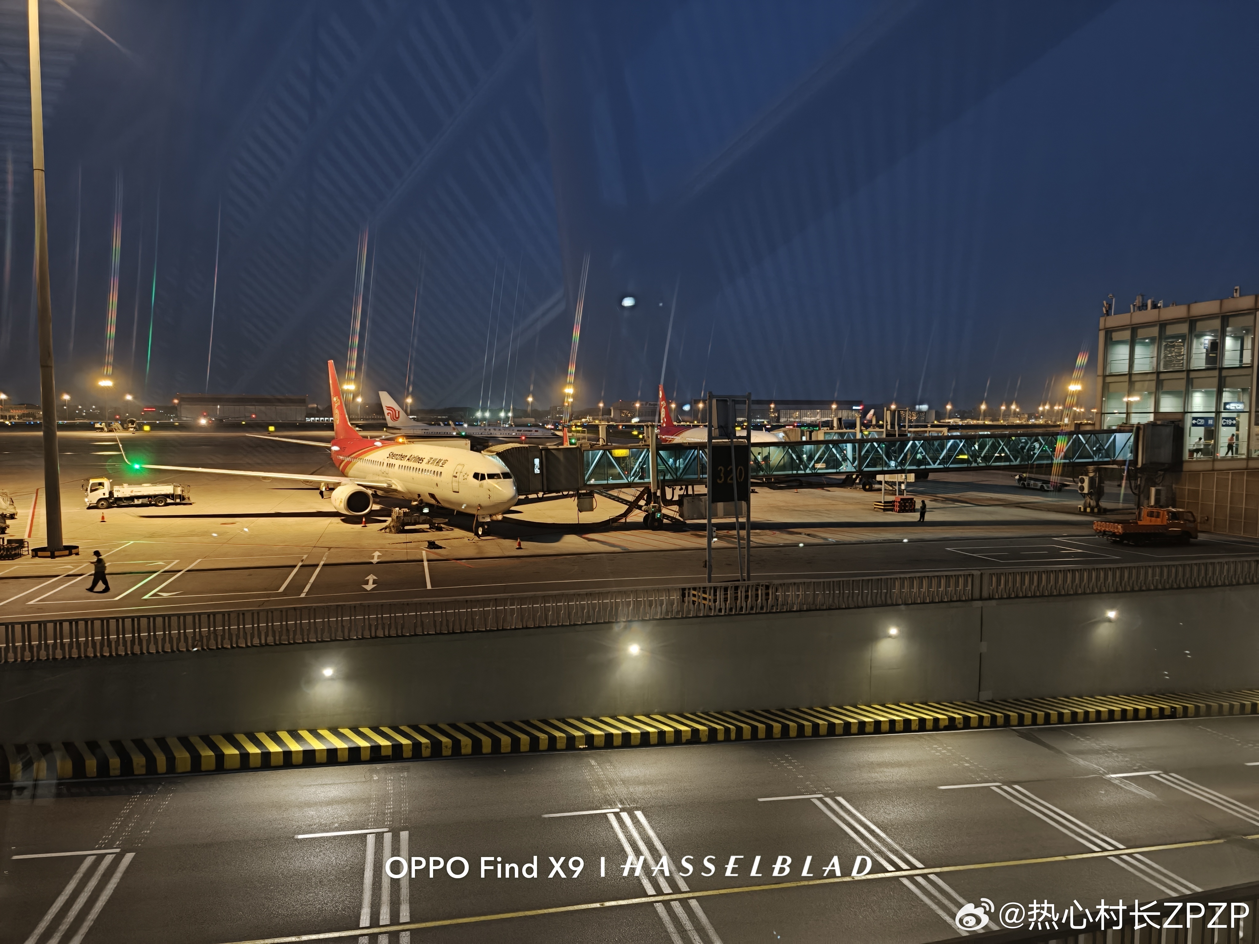 这点儿回来落地有廊桥但是C楼最远的一个廊桥你受得了嘛！ 北京·首都机场T3航站楼