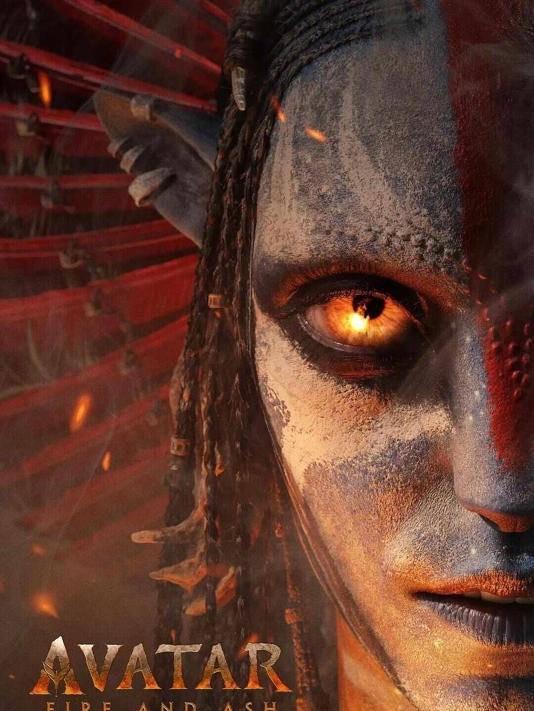 昨天在影院，我第一次因为画面太清晰而走神了。
看《阿凡达3》，千万别选普通厅。