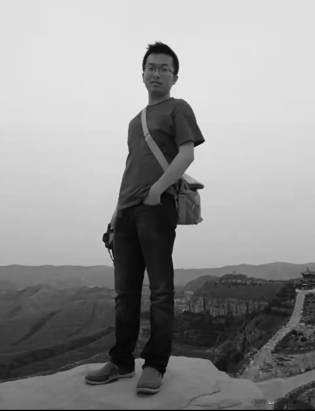 云海肴创始人赵晗去世 年仅40岁

太突然了！知名云南菜品牌云海肴创始人赵晗因突