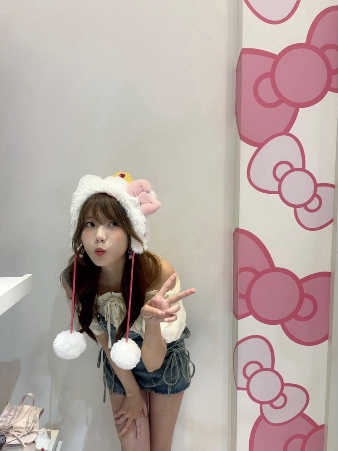 也是hello kitty上咯🎀。     巨好看的帽子 除了贵没有缺点