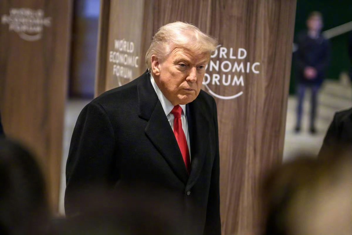 #特朗普宣布美有意申办2035世博会#【特朗普：#美国有意申办2035年世博会#