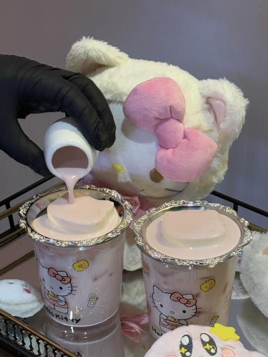 哇哇哇 合肥也有了！！HelloKitty主题的！！