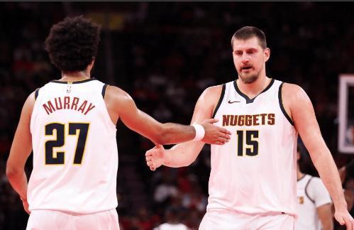 NBA季后赛首轮G4，掘金在森林狼主场以96-112惨败，系列赛大比分被改写为1