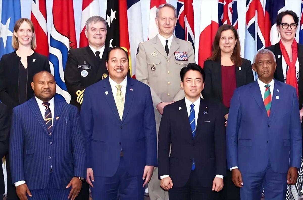 中日周边局势迎来新动向，马来西亚向国际社会公开表明立场，联合20几个国家共同发声