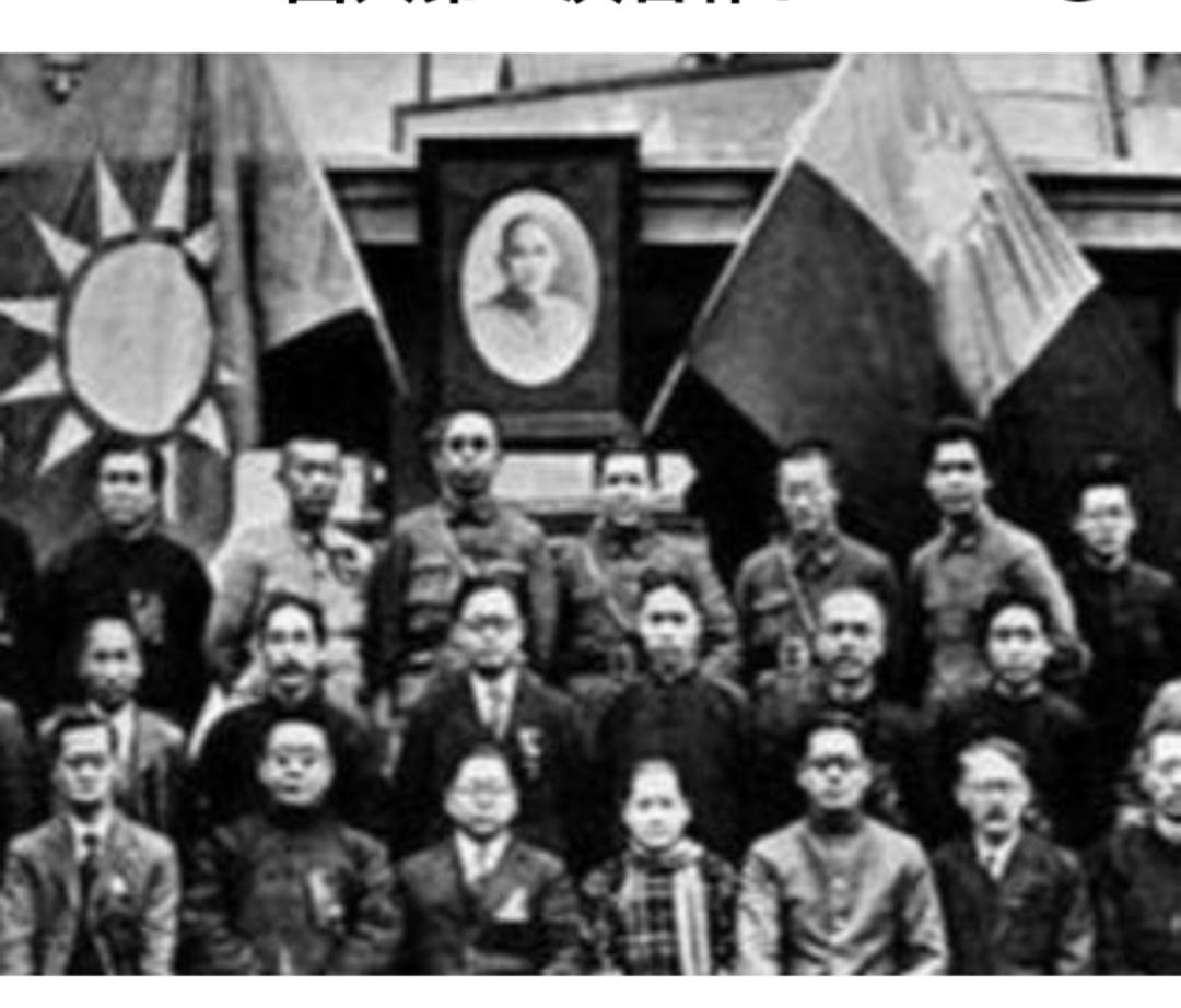 时间回到1923年。当时的中国，北洋军阀混战不休，直系、皖系、奉系打得不可开交。