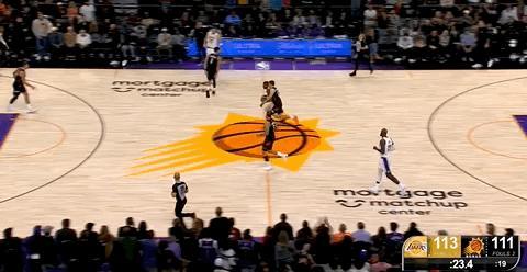 斯玛特！！！ 啊啊啊啊 你整啥铁血上篮啊 湖人vs太阳