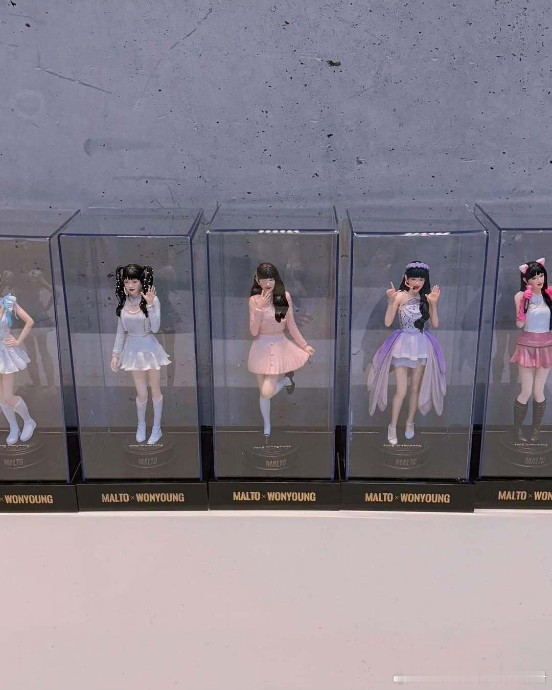 【一克拉】张元英ins发这张图是什么意思，暗示爱豆都是货物商品吗 ​​​