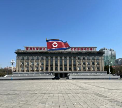 总有人把朝鲜和委内瑞拉相提并论，觉得两国都遭受西方制裁、与西方关系紧张且经济面临