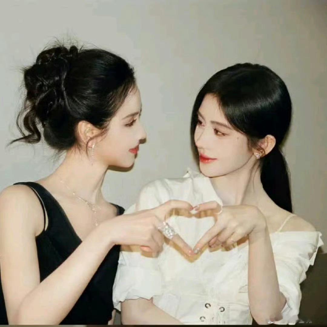 陈都灵鞠婧祎黑粉手写道歉信 网络不是法外之地，大家要谨言慎行啊支持美女们维权 