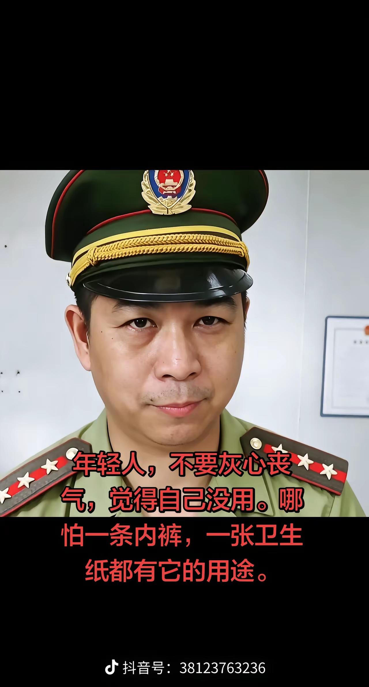 吃完自己的孩子，灾民把目光瞄向了饿死者的尸体。一个南方人客居山西，妻子去世，男子