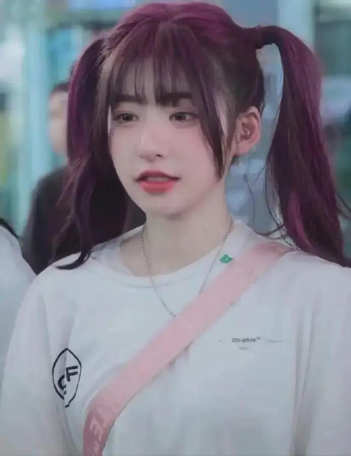网友问黄一鸣，为什么不把闪闪接回来自己带，是不是孩子在身边怕影响你组成新的家庭？