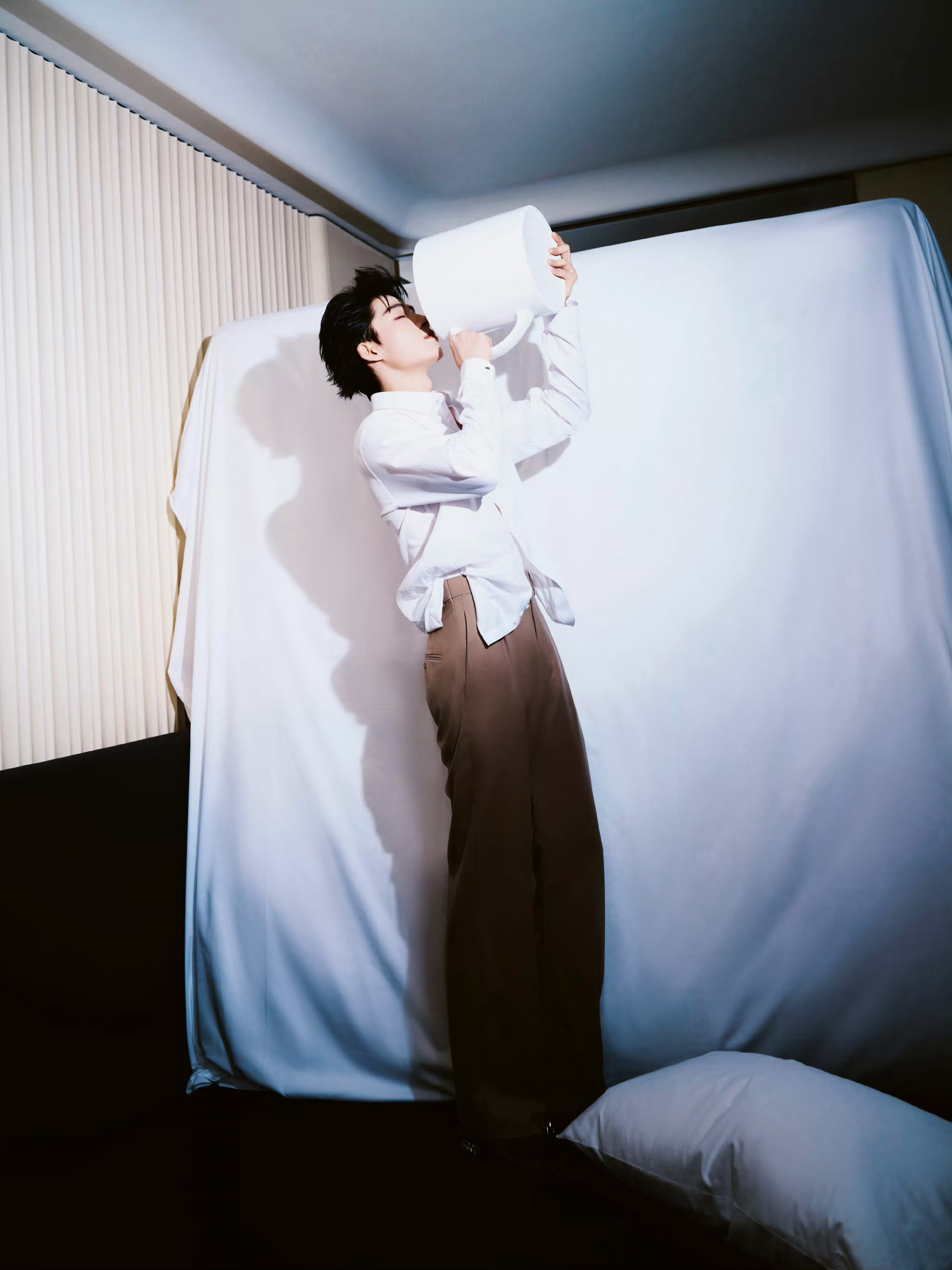 王星越好权威的一张脸 什么时候还会有浴袍照live呢[皱眉][皱眉] ​​​