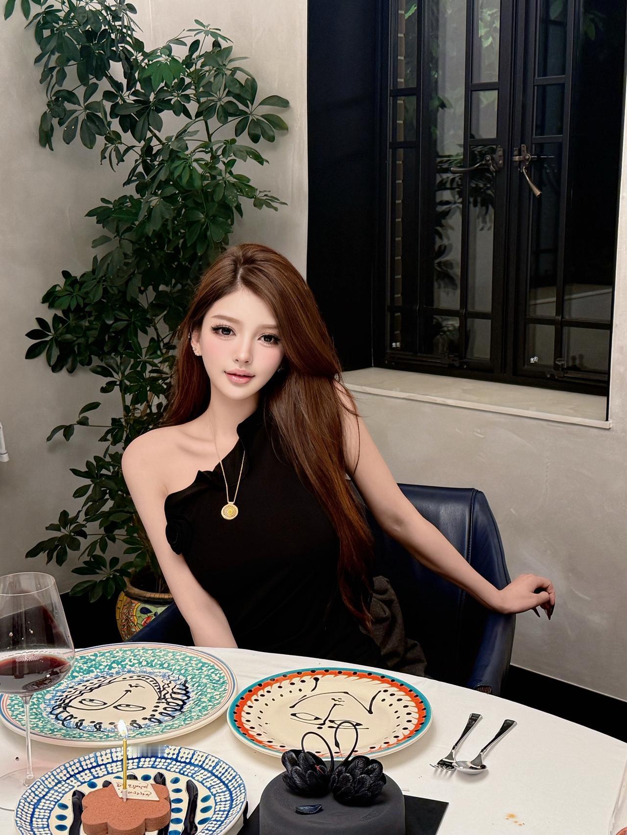 拧巴又明媚的自己